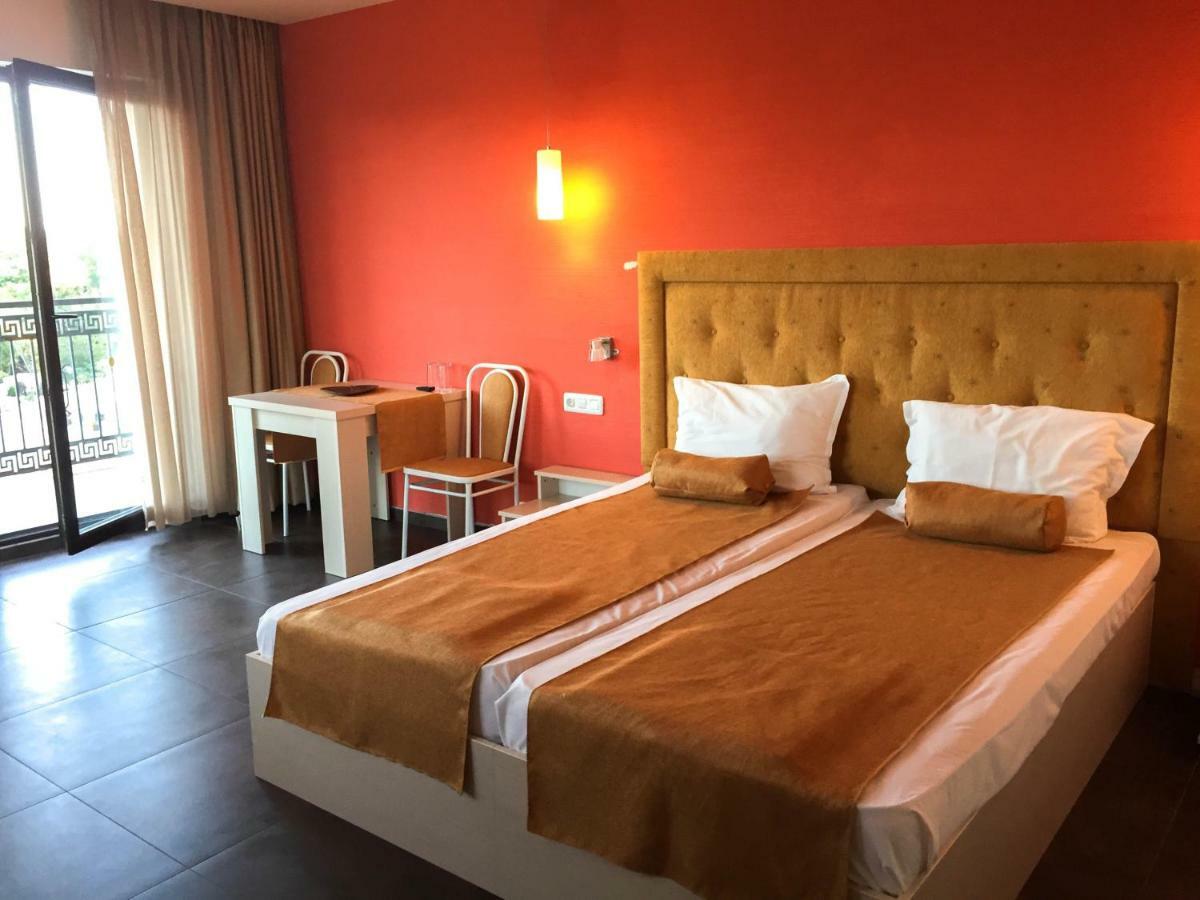 Studio Elegance Golden Sands Εξωτερικό φωτογραφία